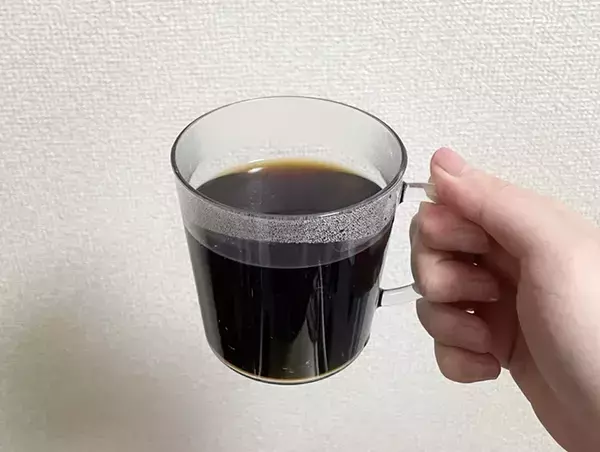 コーヒー粉に直接かけてみて！　抽出前の一工夫に「マイルドな味わいに」「冷めてもおいしい」