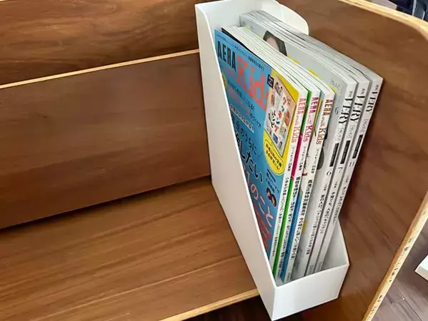 330円のファイルスタンド活用！　置くだけでキッチンが整って「ストレスフリー」【DAISO】