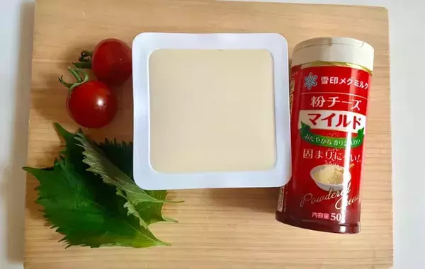 豆腐に『小さじ1杯』かけてみて！　醤油じゃない食べ方に「夫婦でハマった」