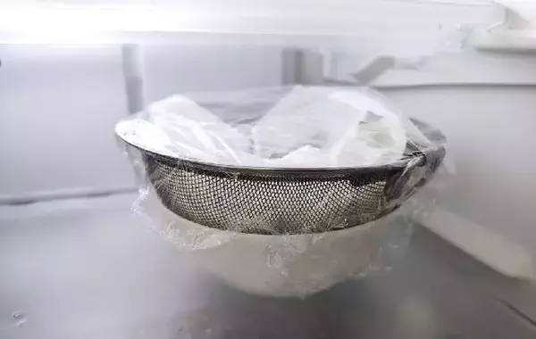 ヨーグルトにチョコを入れて冷凍すると…　食べた子供が「もっと作って！」