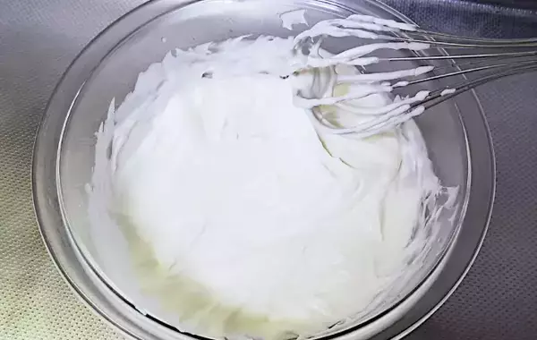 ヨーグルトにチョコを入れて冷凍すると…　食べた子供が「もっと作って！」