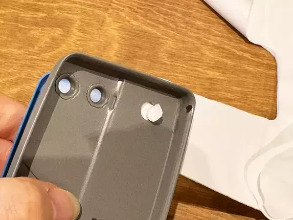 手提げポリ袋に穴を開けると…　取り出しやすさが格段にラクになる裏ワザ