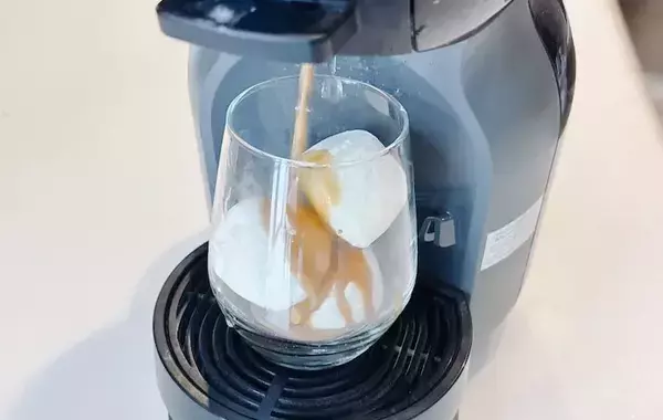 夏のホットコーヒー、飲むだけじゃもったいない！　試すとハマる「簡単アレンジ」