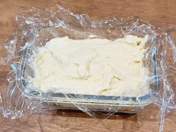 豆腐1丁に『ホットケーキミックス1袋』を混ぜるだけで…　レンチン4分後の完成品がこちら