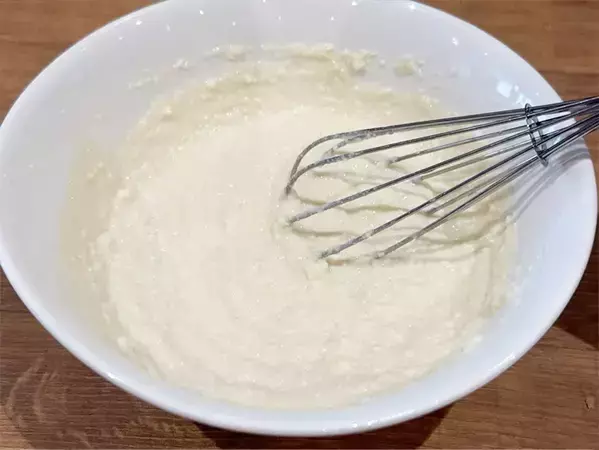 豆腐に『大さじ3杯』の片栗粉を入れただけで？　餅を超える“もっちもち”に驚き！