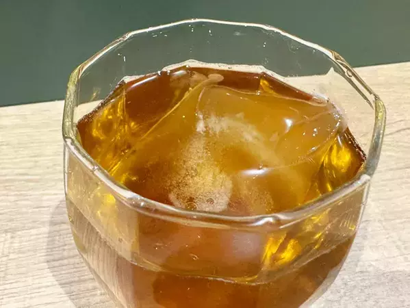 【裏技】氷でキンキンなのに薄くならない麦茶　なぜなら…