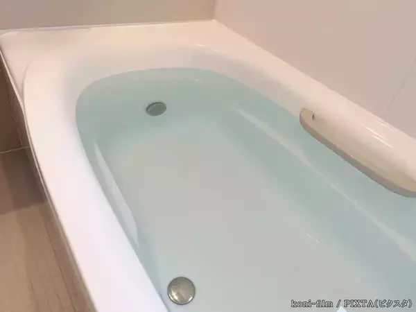 浴槽のお湯がぬるい時は、足し湯？追い焚き？　住宅設備のプロが教える「おすすめの使い分け」