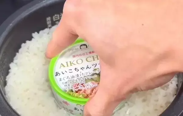 ツナ缶とお茶漬けの素で『混ぜご飯』　意外な組み合わせに「子供が喜ぶ！」
