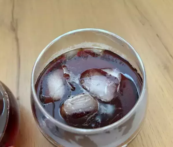 「ドリップ後に氷を入れて」　アイスコーヒーの変化に「ここまで違うか」