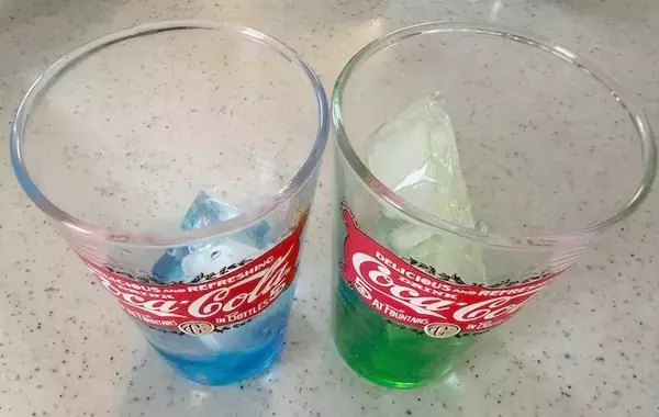 「お店みたい」と子供が大興奮！　『かき氷シロップ×炭酸水』で作る夏休みレシピ