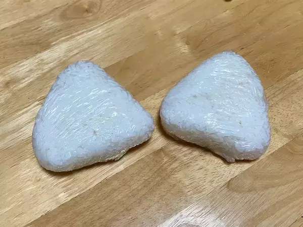 おにぎりのご飯、温かいまま握る？冷ましてから？　みやぎ生協に聞いた「正解」は…【冷凍保存のコツ】