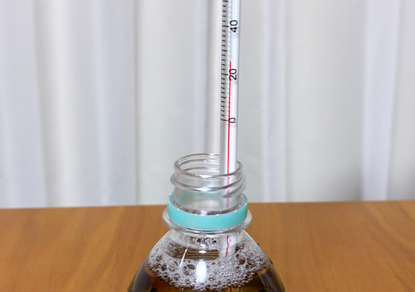 ぬるい飲み物が『30秒』で冷やせた！　目からウロコの方法に「夏に助かる！」