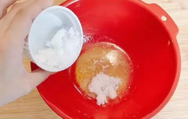 そうめんを『一口サイズ』に並べて？　完成品に「驚いた」「手が止まらない！」