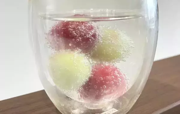 『アイスの実』を飲み物に入れるだけ！　夏に試したいひんやりアレンジ3選