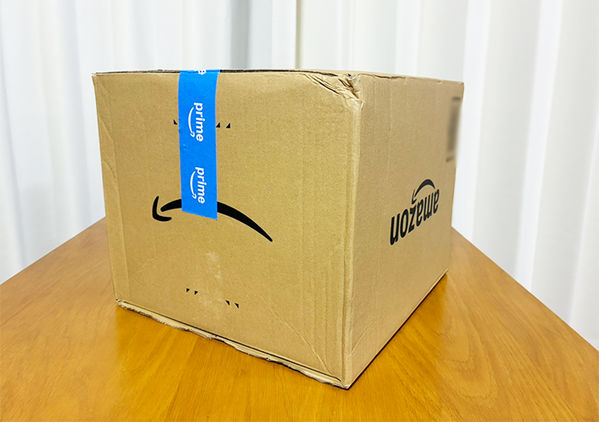 ダンボールを『10秒』で開ける方法　カッター要らずの時短ワザが驚くほど簡単
