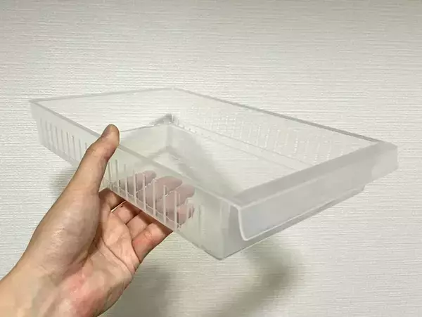 玄関で110円食品トレーを活用！　下駄箱に置くだけで「毎日が快適！」