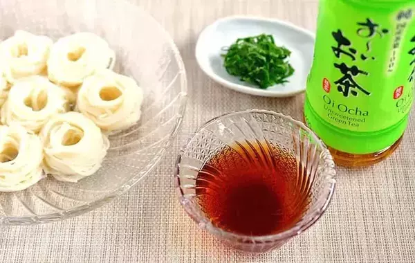 めんつゆは水で割りません！　管理栄養士が試した「そうめんの意外な食べ方」【3選】