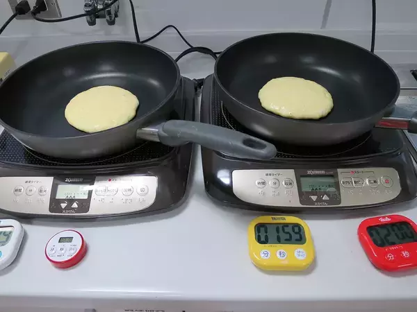 ホットケーキミックス、よく混ぜたほうがふっくらする？　ざっくり混ぜた場合と比べてみた結果