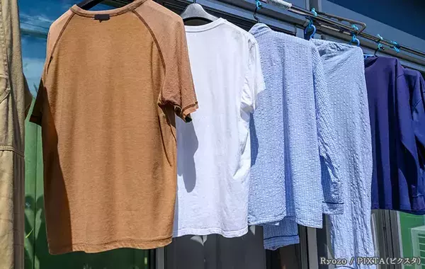 夏服がすぐ傷むかも！　クリーニングのプロに聞いた『外干しのNG行動』