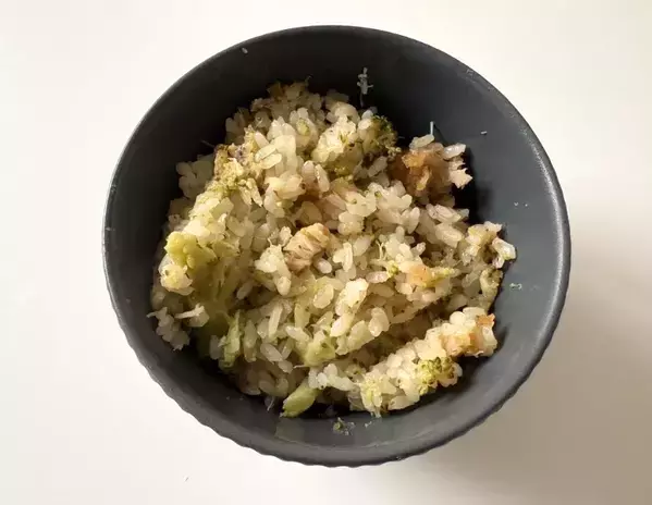 「え、そのまま？」夫が驚いた！丸ごと投入して炊飯するだけの『時短ご飯』