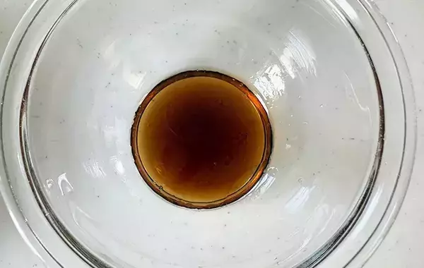 ゆでたレタスを巻いて、味つけに『大さじ1杯』の？「5分で作れる」「1玉をペロリ」