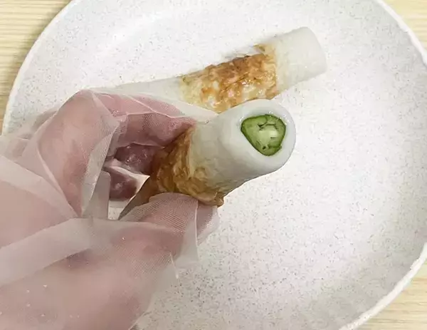 玉子焼きに丸ごと1本入れてみて！　夏野菜のレシピに「断面がかわいい」「食べ応え抜群」