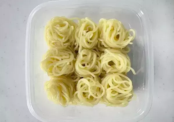 冷やし中華の麺がくっつかない　『ゆで上がり1分前』のポイント