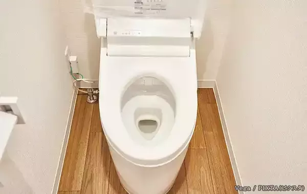 トイレの壁、実は汚れてる？　TOTOに聞いた！すぐできる「黒ずみ・黄ばみの掃除方法」