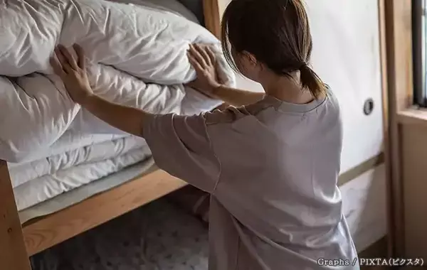 すのこ、まばらに敷く？隙間なく敷き詰める？　収納スペースの湿気対策に有効なのは