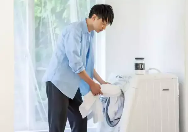 お父さんの服と娘の服、分けて洗った方がいい？　洗濯のプロが回答「思春期あるあるだけど…」