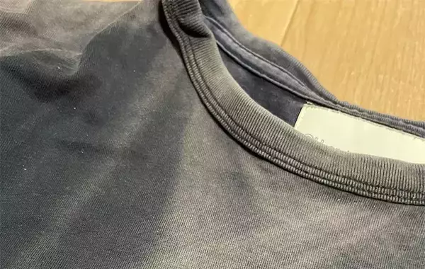 黒Tシャツ、夏は外干し？部屋干し？　洗濯のプロが教える「色あせを防ぐ干し方」は…