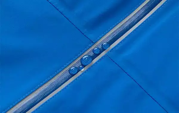 撥水と防水、何が違う？　2つの素材の疑問をメーカーに聞いた