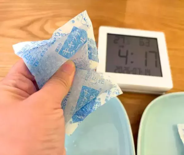 約1時間後でも冷たさキープ！　保冷剤を包むと長持ちする意外なモノとは