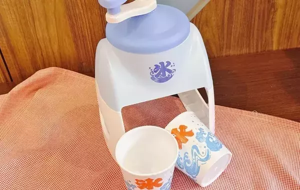 家のかき氷、凍らせる前の『大さじ6杯』で変わった！ガリガリ氷が「お店のフワフワ」になる裏技