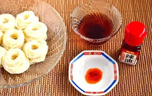 「そうめんの薬味を買い忘れた…」　ネギなしでもおいしい食べ方に「パンチ効いてる」【管理栄養士の3選】