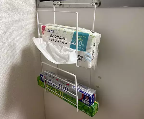 ディッシュラックに結束バンドを通して…　活用法に「一気に収納スペースが増えた」