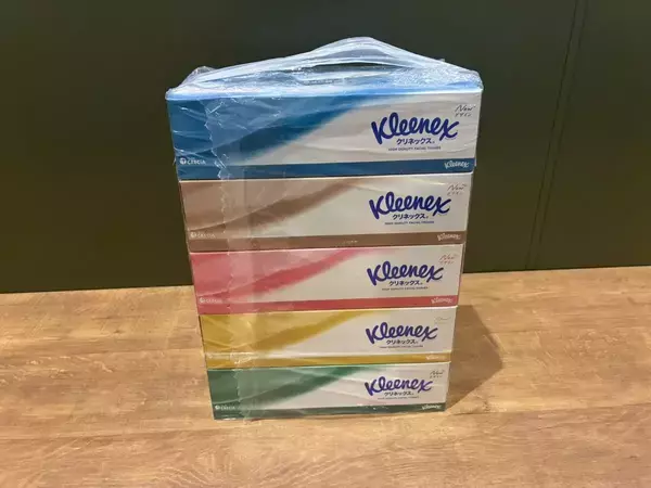 「10秒で簡単に開けられた！」　箱ティッシュ包装の裏ワザが「気持ちいい」