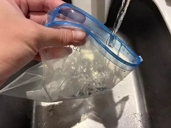 水筒に入れやすい『氷』　材料3つで簡単に作れる裏ワザがこちら！