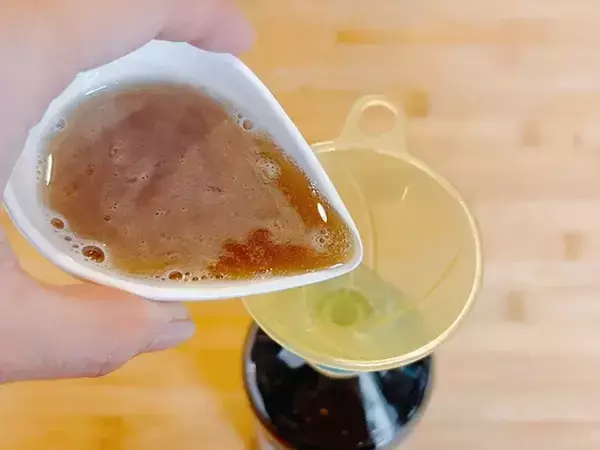 ペットボトルの麦茶、そのまま飲んだらもったない！　5g加えるだけで「子供が喜ぶ」「こんなに合うんだ」