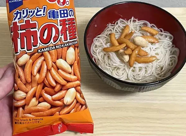 そうめん、普通に食べるの飽きた　味変目的のトッピングに選んだのは…「想像以上にあり」「カリカリ食感がいい」