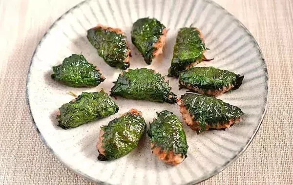豚ひき肉を大葉で挟むだけ！　できた夏の簡単おかずに「餃子の皮いらず」「タレなしでもいい」【管理栄養士が実践】