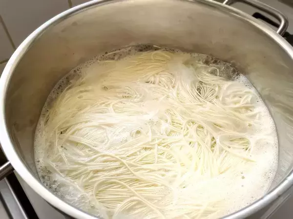 再沸騰したら『火を止める』だけ　そうめんの仕上がりに「夏中ずっとやる」【料理テク4選】