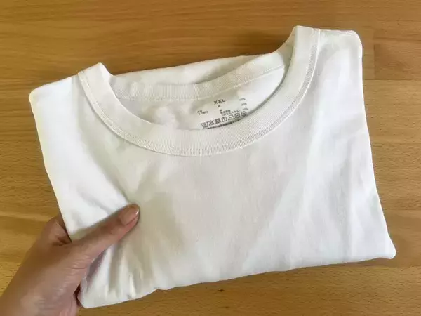 白い服の黄ばみを防ぐには？　プロ直伝『なじませ洗い』の手順がこちら