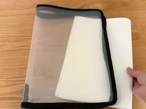 「必要な書類がすぐ見つかる！」　100均『ジッパーファイル』と組み合わせたのは？