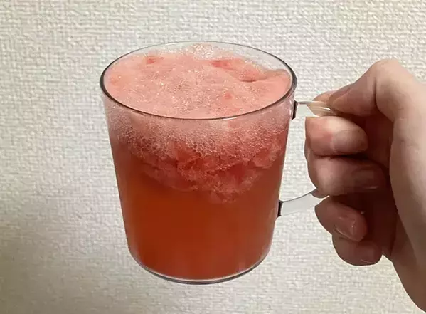 スイカ、そのまま食べるのもいいけれど…　ジッパー袋に入れて潰すと「夏の定番になりそう」「おかわり」