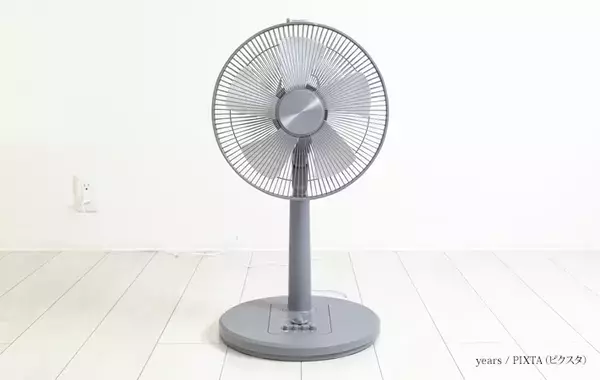扇風機にまつわる『NG行動』　電機メーカーが注意、“気温が高い日”に使う場合は