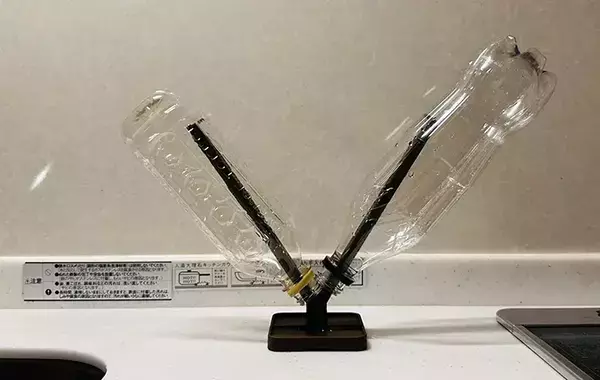 洗い物の置き場所に3COINSのボトルドライヤーが最適！　「ペットボトルと水筒に使ってる」「ジッパー袋もいけた」