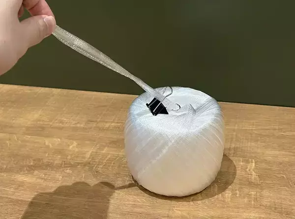 カギにダブルクリップを通すと…　日常のイライラを解消してくれるアイディア