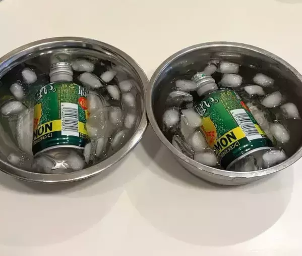 缶飲料を冷やすなら、普通の氷水？塩入り？ 10分後の冷え方の違いがこちら！