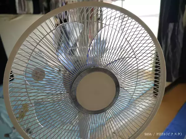 扇風機とサーキュレーター、エアコン中はどっち？　メーカーが教える使い分け